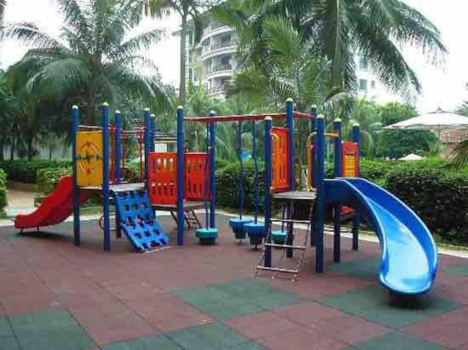 Pool View 2 Room Mahkota Hotel Melaka מראה חיצוני תמונה